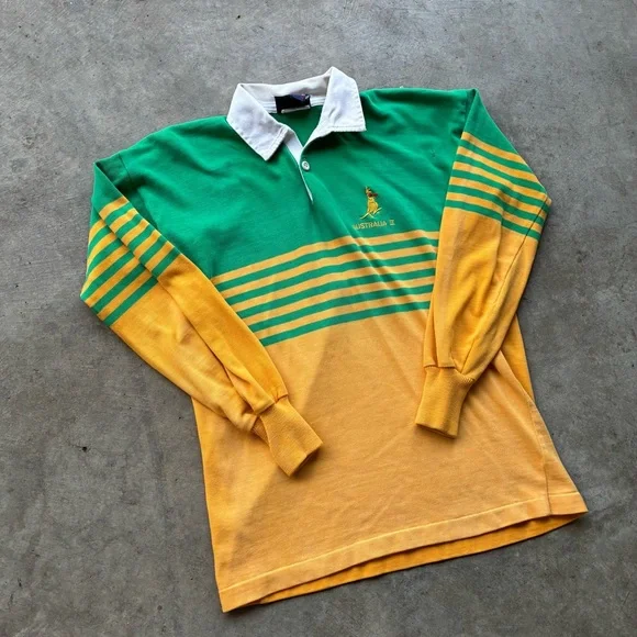 Australia Themed Green and Gold Men's Polo Shirt - Picture 2 of 5